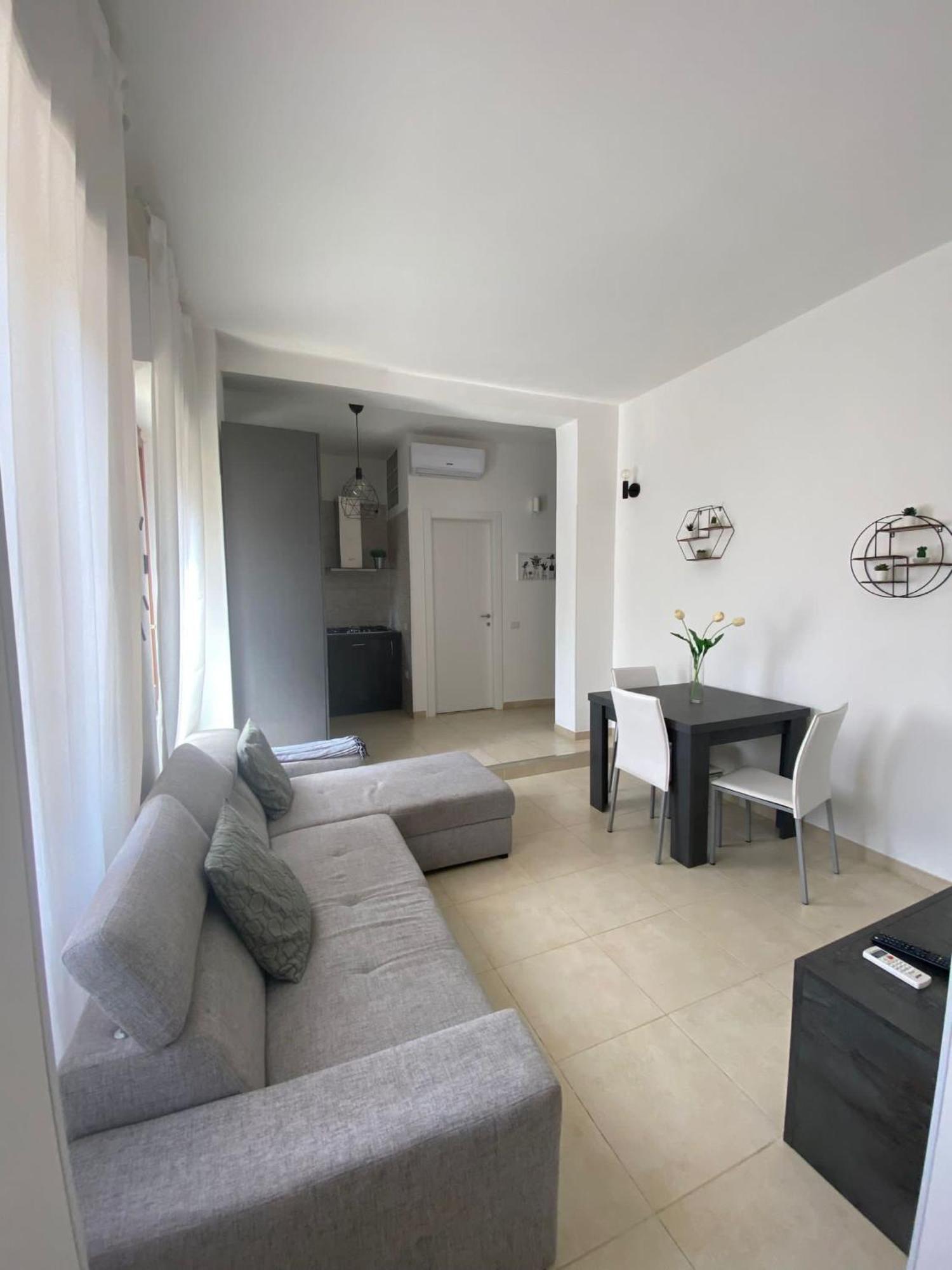 Civico 107 - Apartment With Private Parking Quartu SantʼElena Exteriér fotografie